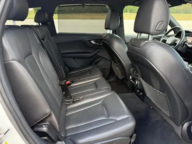 WA1VAAF75JD046280 2018 2018 Audi Q7- Prestige 6