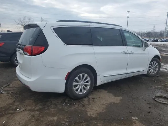 2C4RC1BG3HR759130 2017 2017 Chrysler Pacifica- Touring L 3