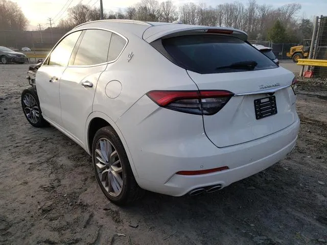 ZN661XUA8NX396453 2022 2022 Maserati Levante- Base 2