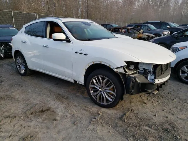 ZN661XUA8NX396453 2022 2022 Maserati Levante- Base 4