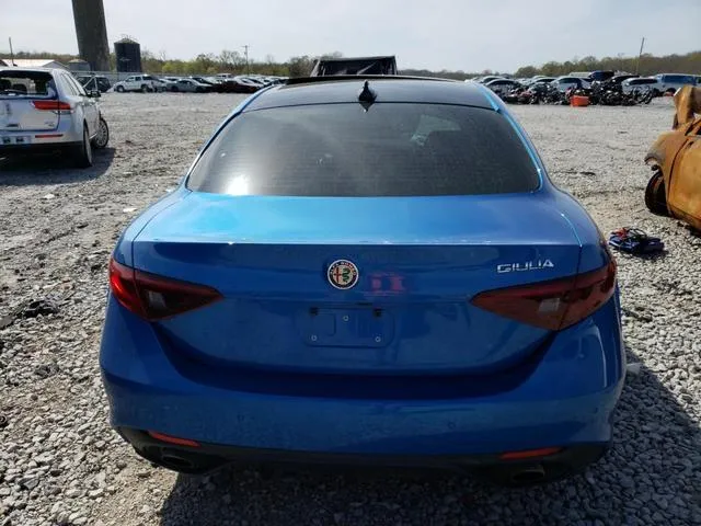 ZARFAECN2H7558615 2017 2017 Alfa Romeo Giulia- TI 6