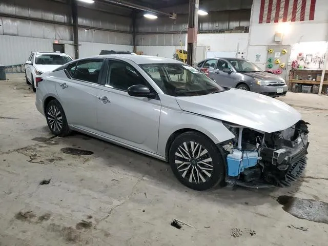 1N4BL4DV0RN410252 2024 2024 Nissan Altima- SV 4