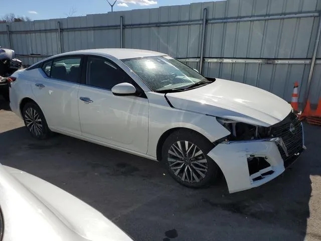 1N4BL4DV4PN343944 2023 2023 Nissan Altima- SV 4