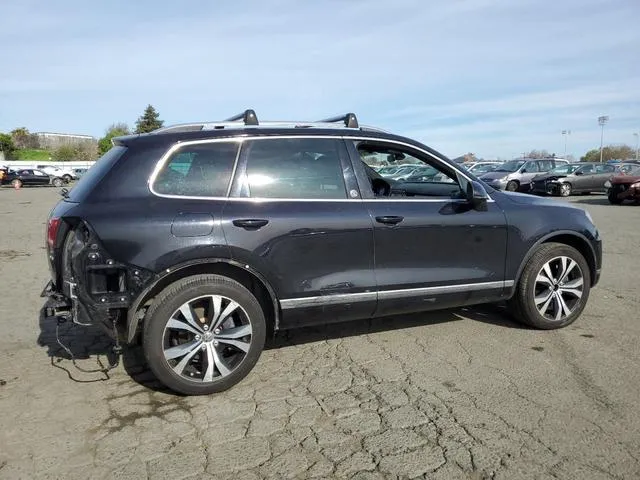 WVGRF7BP2HD000803 2017 2017 Volkswagen Touareg- Wolfsburg 3