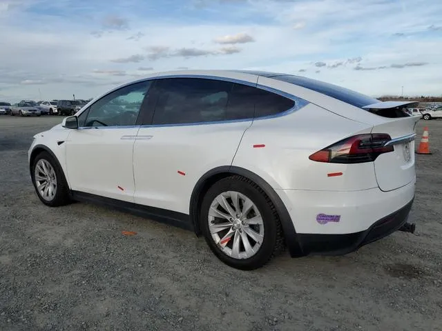 5YJXCAE29KF203978 2019 2019 Tesla MODEL X 2