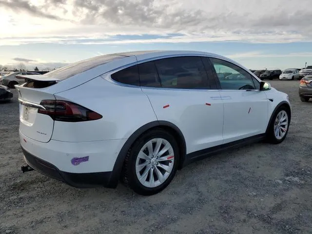 5YJXCAE29KF203978 2019 2019 Tesla MODEL X 3