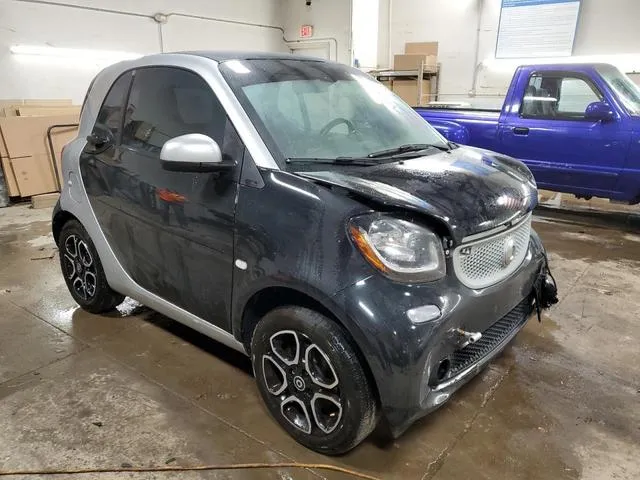 WMEFJ5DAXGK061234 2016 2016 Smart Fortwo 4