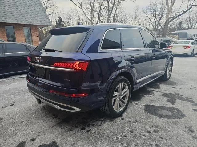 WA1LXAF70MD026593 2021 2021 Audi Q7- Premium Plus 4