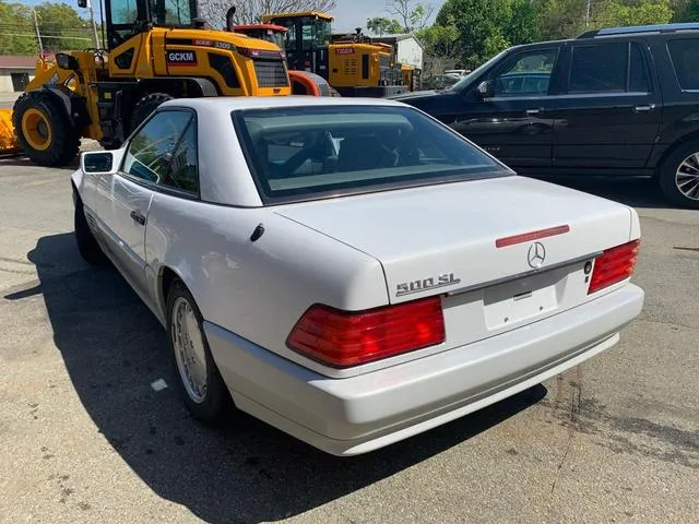 WDBFA66EXNF052820 1992 1992 Mercedes-Benz 500- SL 3