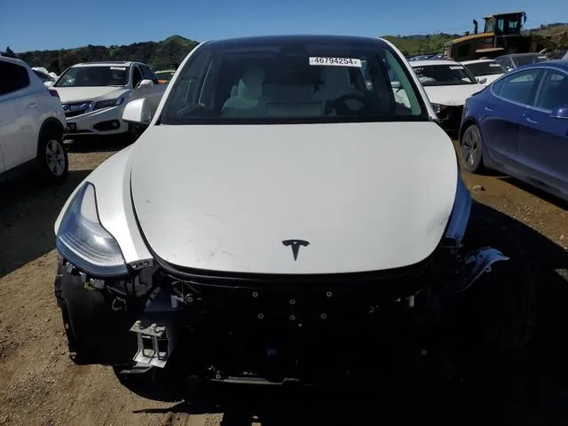 7SAYGAEE8NF559588 2022 2022 Tesla MODEL Y 5