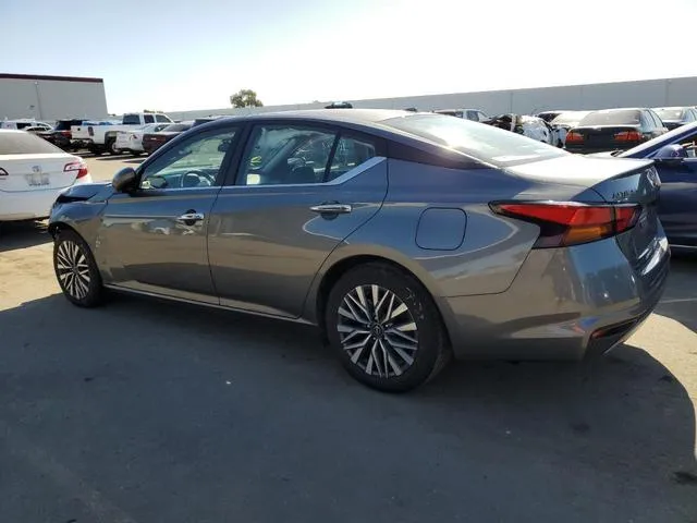 1N4BL4DV5PN325260 2023 2023 Nissan Altima- SV 2