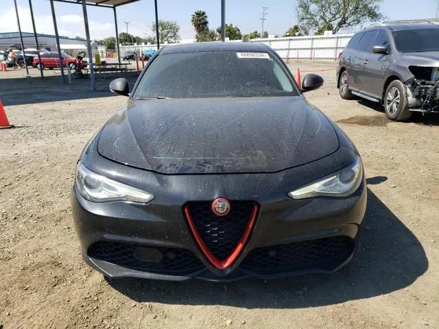 ZARFAEBNXJ7568073 2018 2018 Alfa Romeo Giulia 5