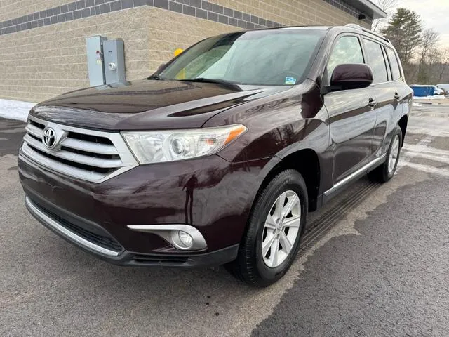 5TDBK3EH0CS163073 2012 2012 Toyota Highlander- Base 2