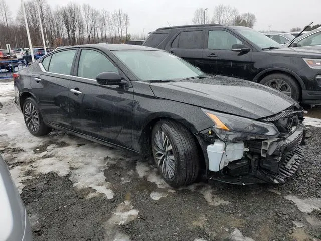 1N4BL4DV9RN323739 2024 2024 Nissan Altima- SV 4