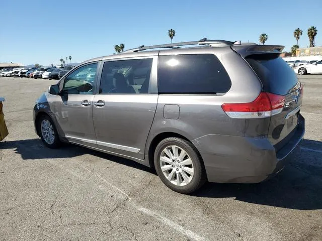 5TDYK3DC9CS190482 2012 2012 Toyota Sienna- Xle 2