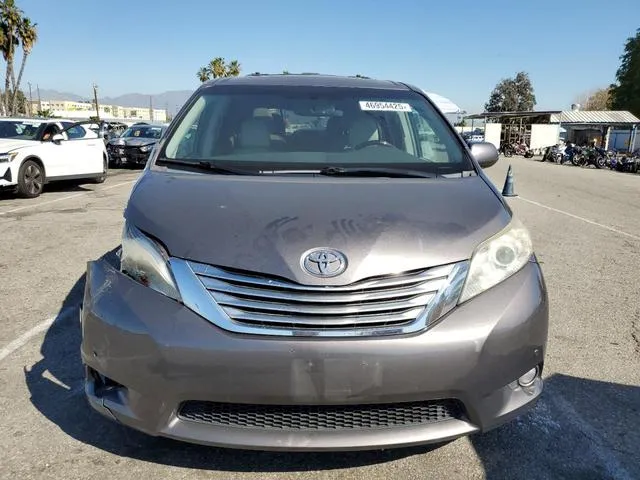 5TDYK3DC9CS190482 2012 2012 Toyota Sienna- Xle 5