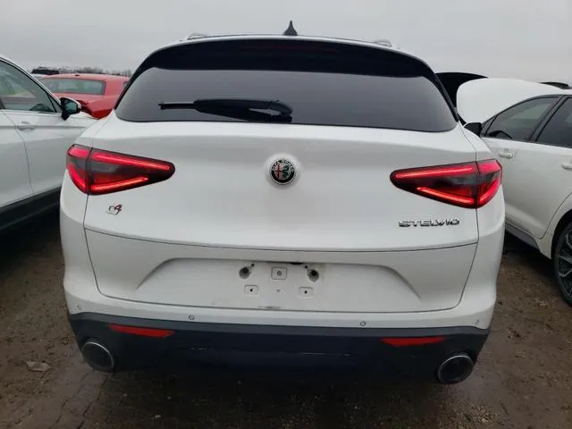 ZASFAKBNXJ7B92443 2018 2018 Alfa Romeo Stelvio- TI 6