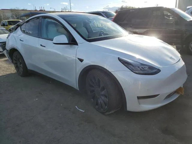 5YJYGDEFXMF097928 2021 2021 Tesla MODEL Y 4