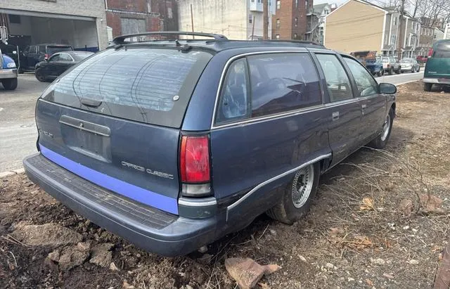 1G1BL82P7SR137341 1995 1995 Chevrolet Caprice- Classic 4