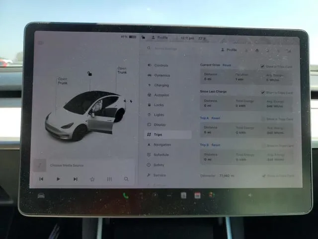 5YJYGDEE7MF075148 2021 2021 Tesla MODEL Y 9