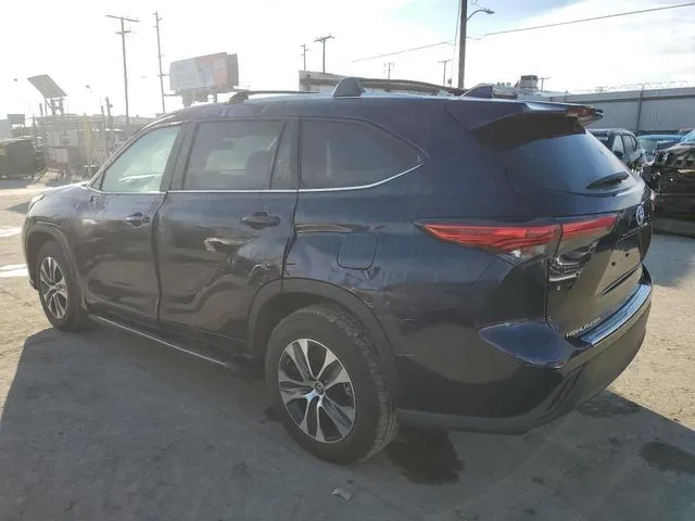 5TDKARAH7PS521027 2023 2023 Toyota Highlander- Hybrid Xle 2