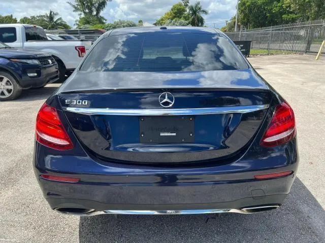 WDDZF4JB8JA371664 2018 2018 Mercedes-Benz E-Class- 300 6