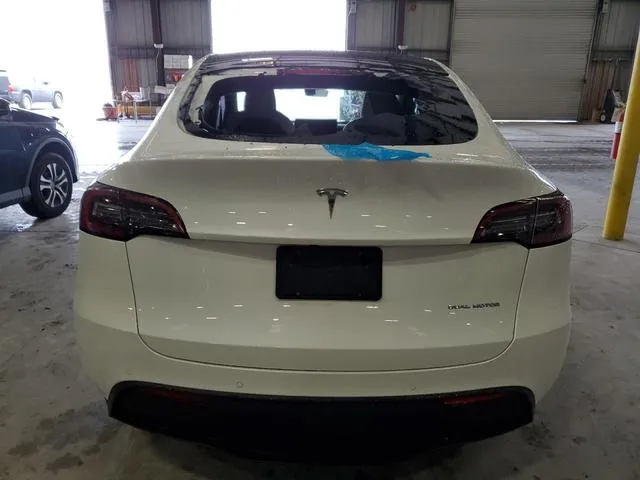 7SAYGDEEXNF510023 2022 2022 Tesla MODEL Y 6