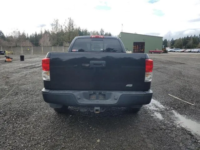 5TFUW5F12BX172117 2011 2011 Toyota Tundra- Grade 5-7L V8 6