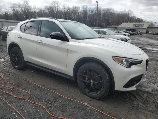 ZASPAKBN9K7C68319 2019 2019 Alfa Romeo Stelvio- TI 4