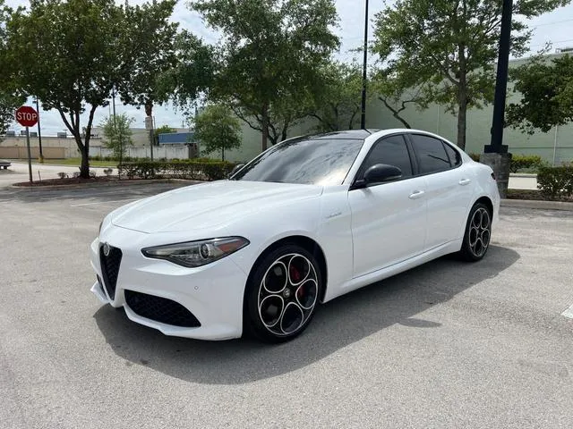 ZARFANBN3N7653990 2022 2022 Alfa Romeo Giulia- Super 2