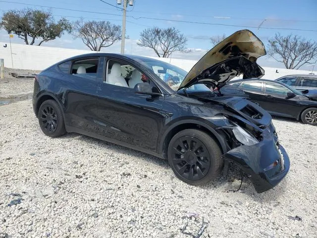 7SAYGDED5RF009277 2024 2024 Tesla MODEL Y 4