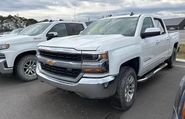 3GCUKREC7JG400900 2018 2018 Chevrolet Silverado- K1500 Lt 2