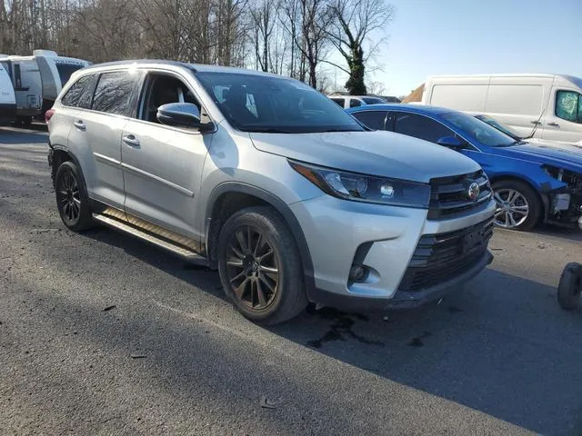 5TDJZRFH3KS629960 2019 2019 Toyota Highlander- SE 4