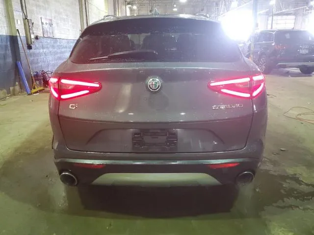 ZASFAKPN3J7B71216 2018 2018 Alfa Romeo Stelvio- Sport 6