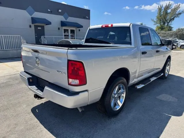 1C6RR7KG2HS732427 2017 2017 RAM 1500- ST 3