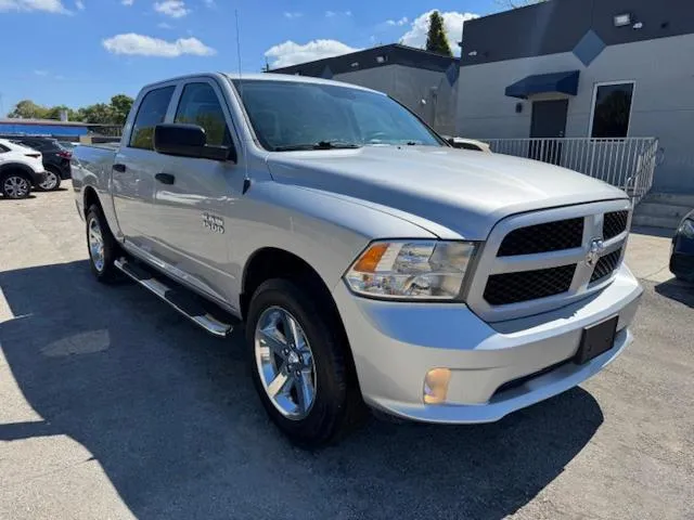 1C6RR7KG2HS732427 2017 2017 RAM 1500- ST 4