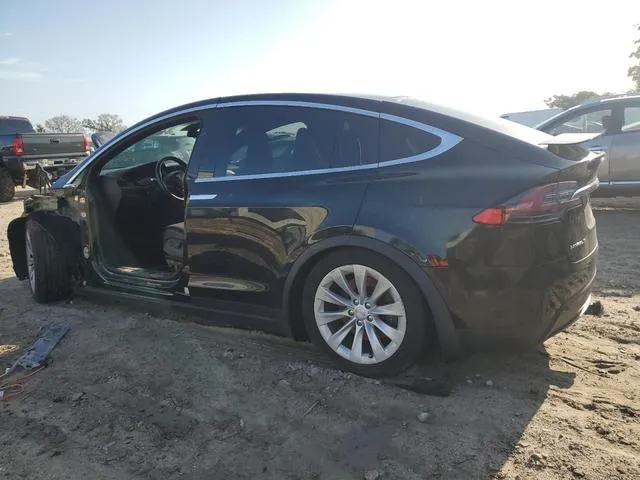 5YJXCDE29JF128652 2018 2018 Tesla MODEL X 2