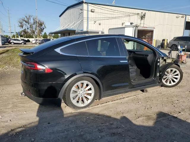 5YJXCDE29JF128652 2018 2018 Tesla MODEL X 3