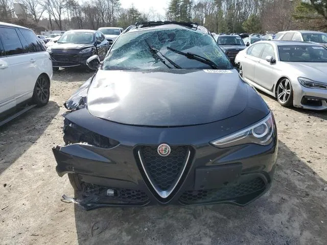 ZASPAKBN7M7D01403 2021 2021 Alfa Romeo Stelvio- TI 5