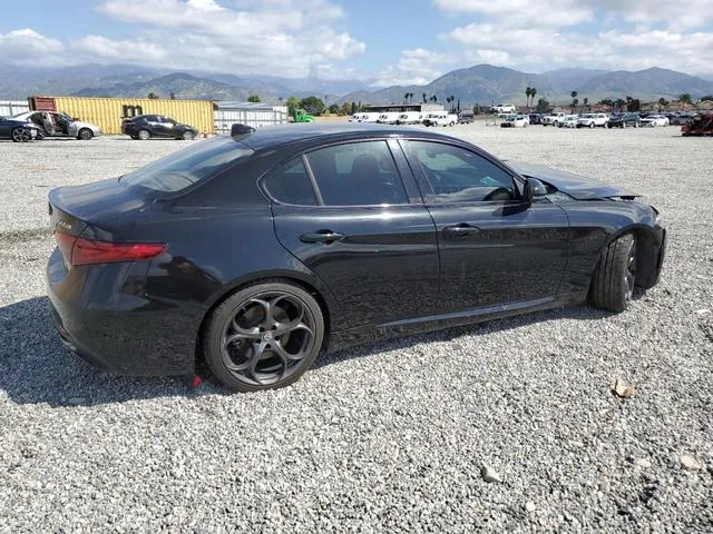 ZARFAECN5H7553778 2017 2017 Alfa Romeo Giulia- TI 3