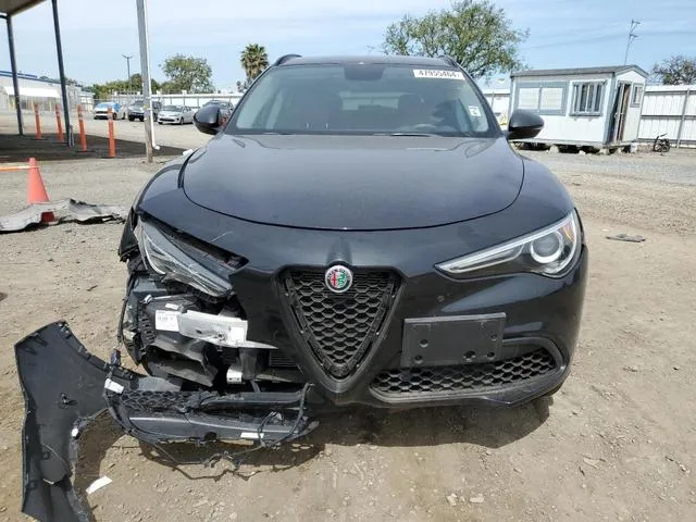 ZASPAJANXK7C70608 2019 2019 Alfa Romeo Stelvio 5