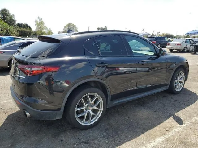 ZASFAKNN6J7B61945 2018 2018 Alfa Romeo Stelvio- Ti Sport 3