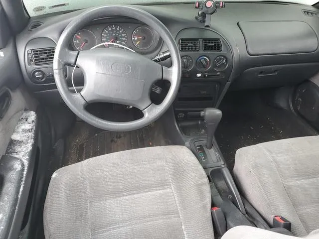 1Y1SK5288SZ015200 1995 1995 GEO Prizm- Lsi 8