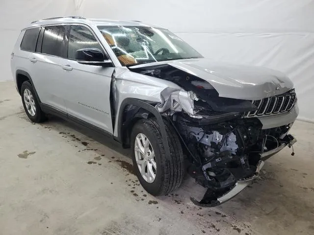 1C4RJJBG3P8835431 2023 2023 Jeep Grand Cherokee- L Limited 4