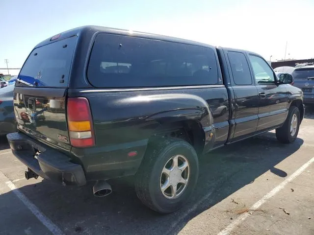 2GTFK69U821391080 2002 2002 GMC Sierra- K1500 Denali 3