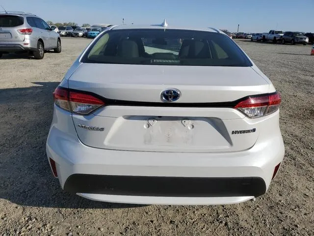 JTDEAMDE9NJ050946 2022 2022 Toyota Corolla- LE 6