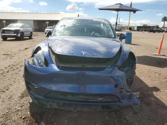 7SAYGAEE3NF329456 2022 2022 Tesla MODEL Y 5