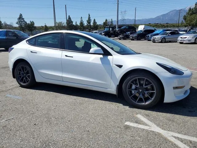 5YJ3E1EA8PF698018 2023 2023 Tesla MODEL 3 4