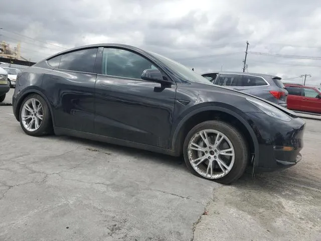 7SAYGDEE9NA021674 2022 2022 Tesla MODEL Y 4