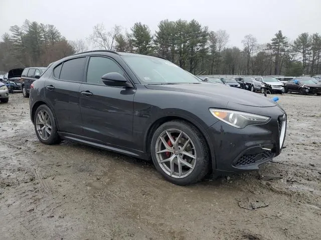 ZASFAKNN8J7B77418 2018 2018 Alfa Romeo Stelvio- Ti Sport 4